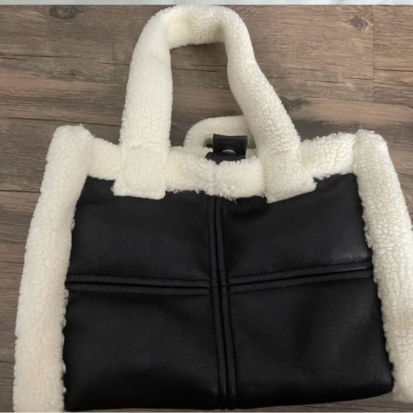 STAUD Handbags - STAUD Black and Cream Shearling Tote